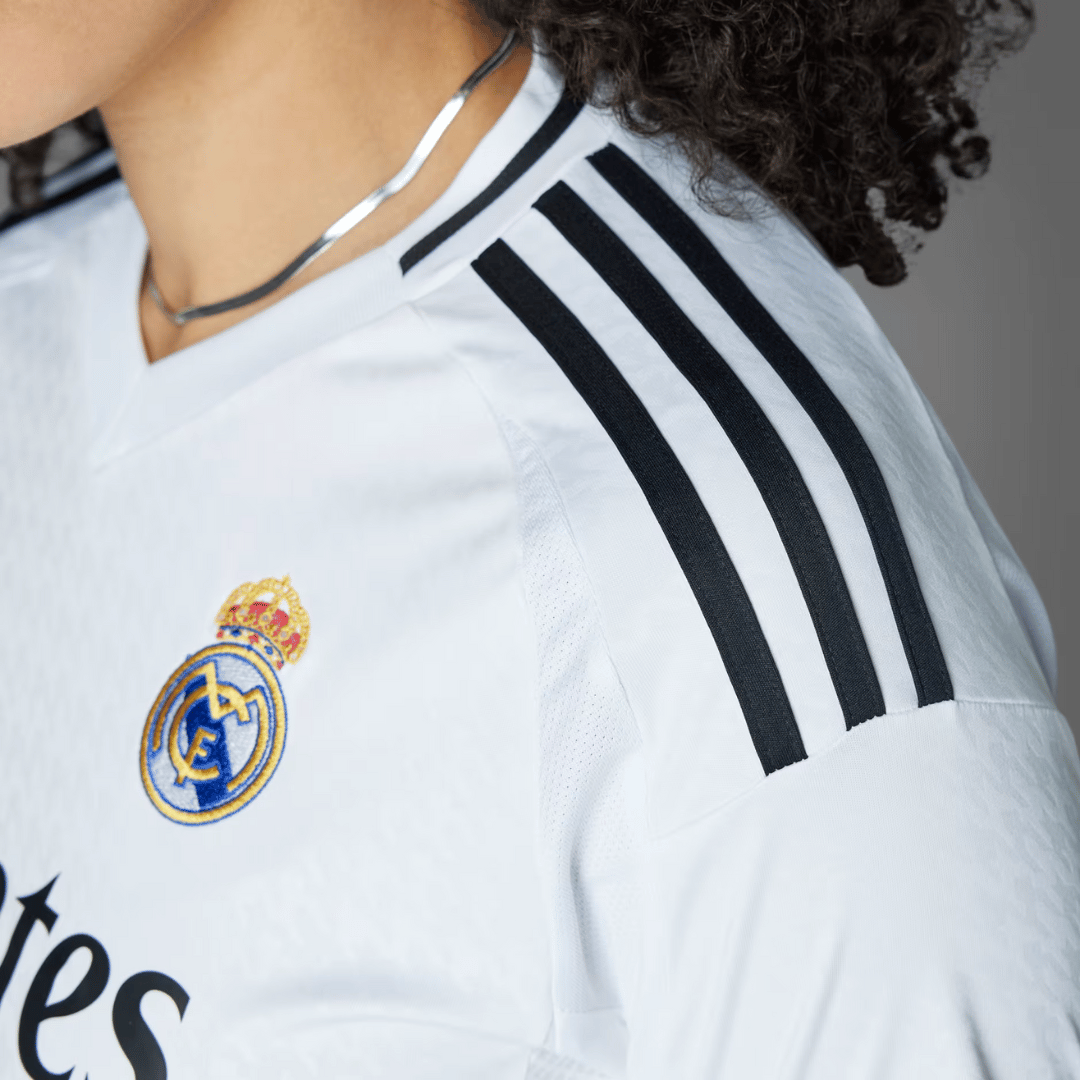 CAMISOLA ADIDAS REAL MADRID LOCAL MUJER 24/25 - IT5182