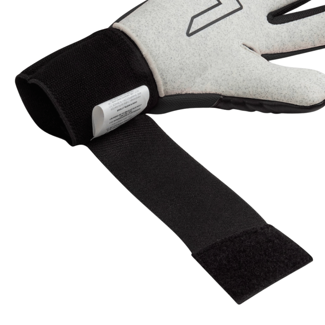 GUANTES DE PORTERO RINAT ASIMETRIK TRAINING AD 'MAGENTA ROJO' - 1GTR5A2A50-643-222